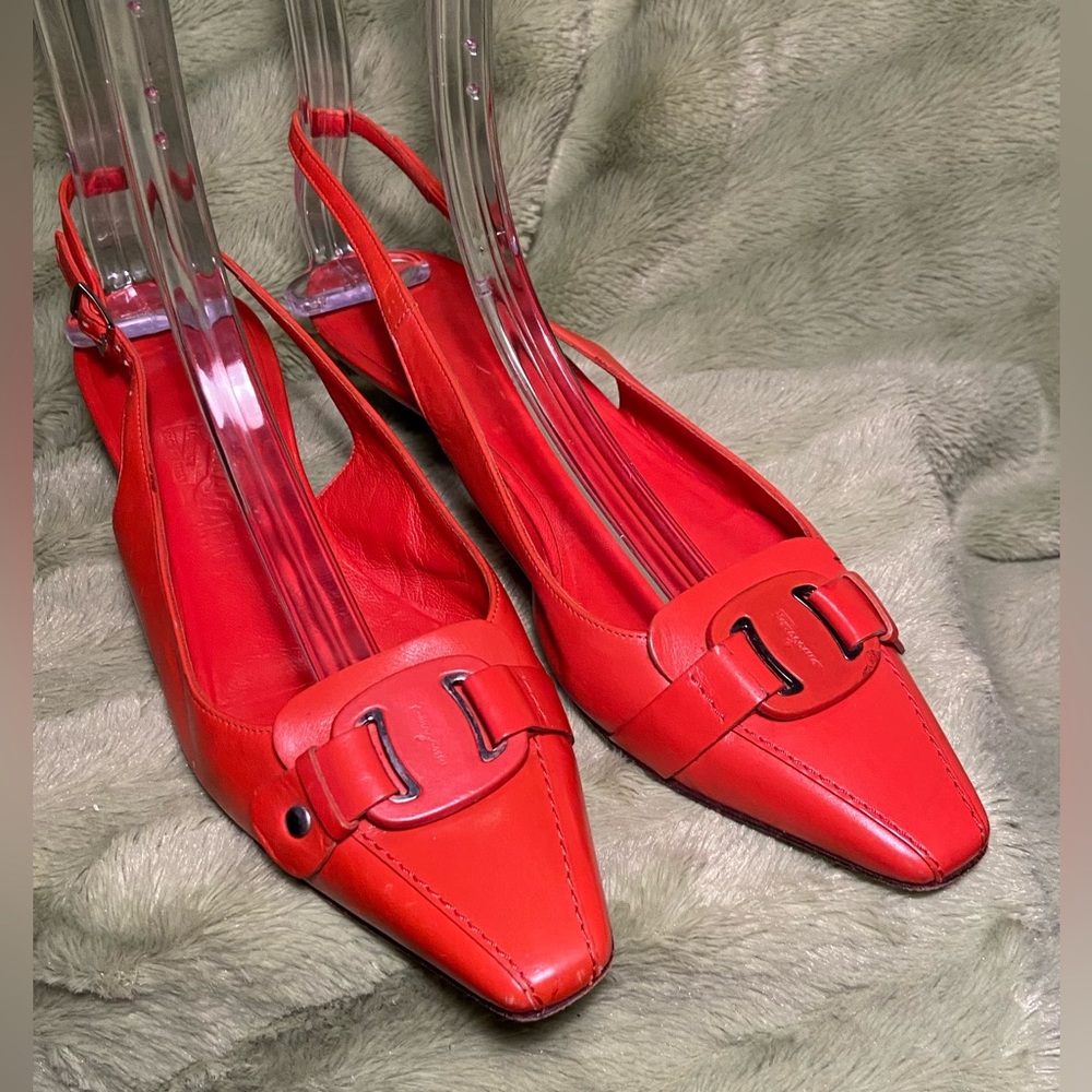 Designer Women Shoes. Brand Salvatore Ferragamo Size 8 Low heel, Leather Italy.
